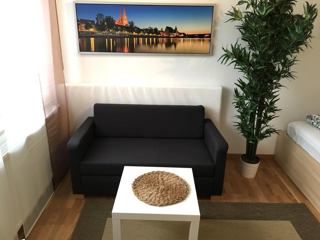 Apartment Flowerside Regensburg Luaran gambar