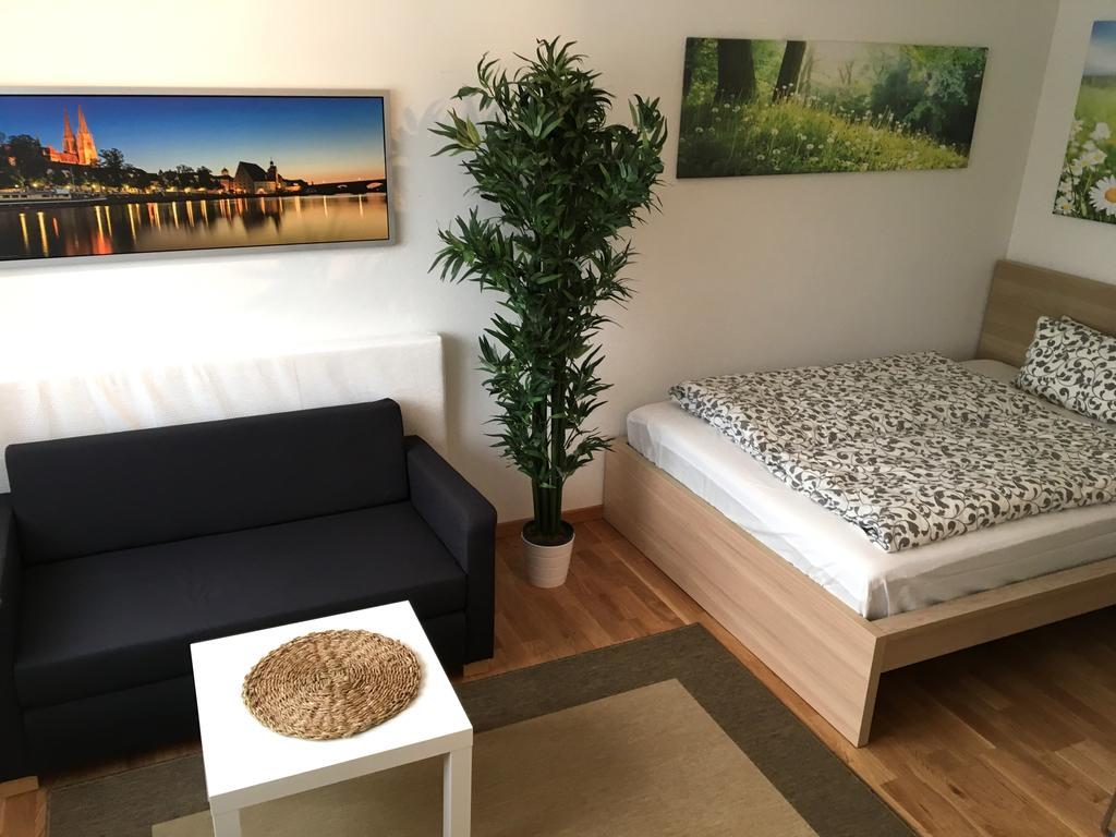 Apartment Flowerside Regensburg Luaran gambar